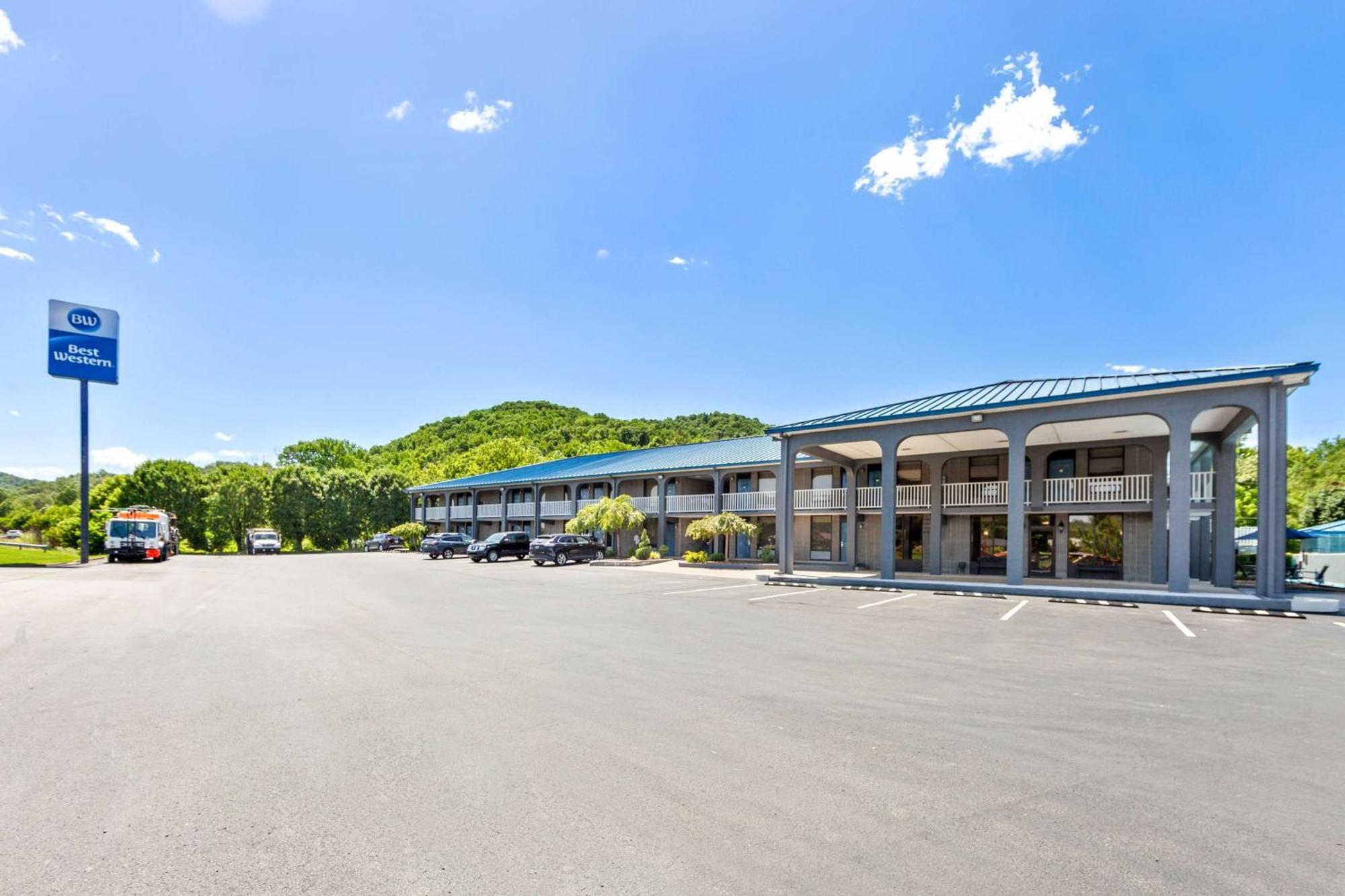 ベストウェスタン ウィルダーネス トレイル イン Barbourville エクステリア 写真